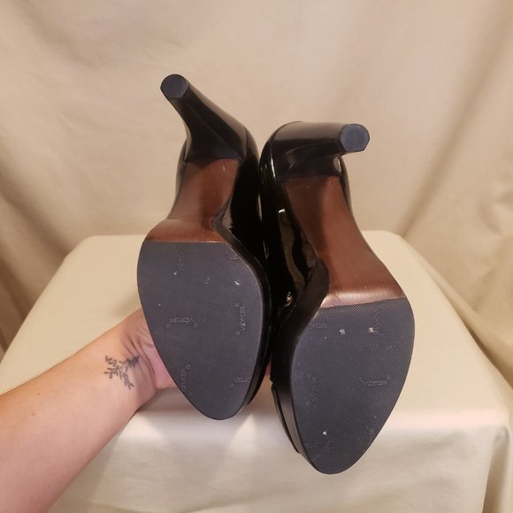 Stuart Weitzman Platform Black Patent Leather Heels - Picture 8 of 8